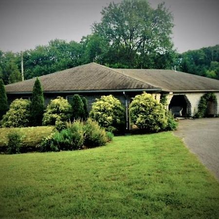 Winnie'S Bed & Breakfast Lawrenceburg Dış mekan fotoğraf