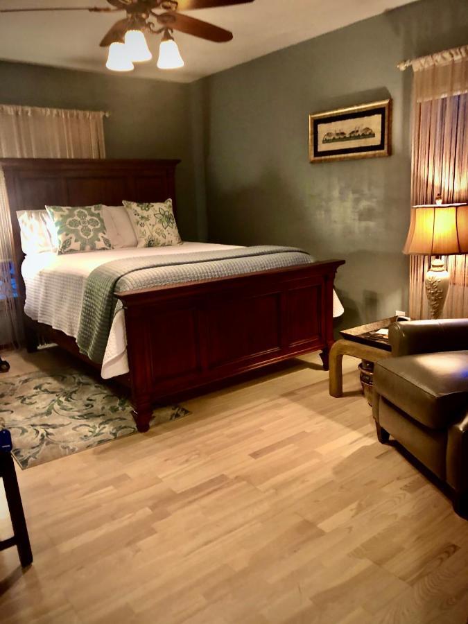 Winnie'S Bed & Breakfast Lawrenceburg Dış mekan fotoğraf